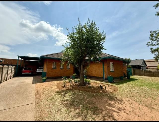 3 BEDROOM HOUSE FOR SALE IN VANDERBIJLPARK SE 6